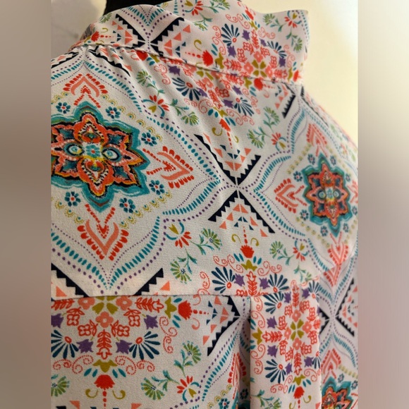 Sami & Jo Women’s summer button up blouse. - Picture 7 of 7